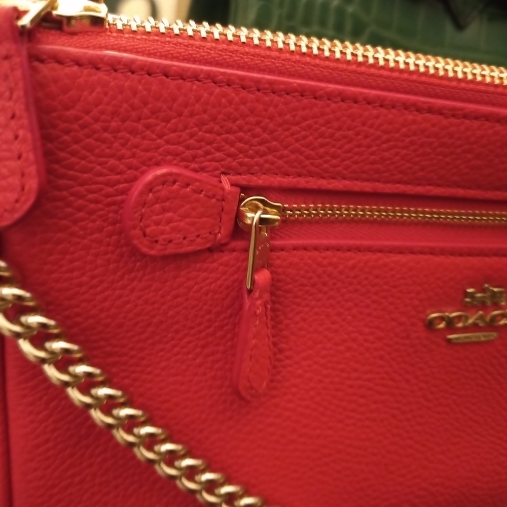 Orange authentic coach bag large wristlet gold chain gold hardware brand new - Picture 8 of 8